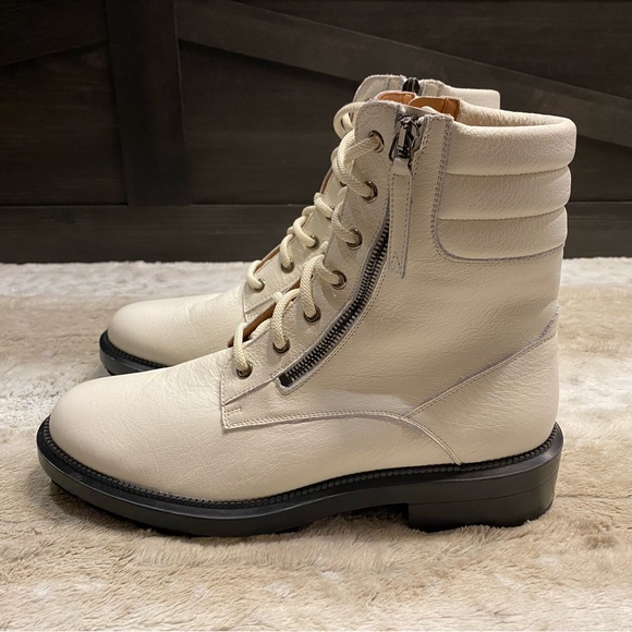 NEW💕Aquatalia Laila Water Resistant Bootie
(Women) Size 9 - Picture 8 of 14